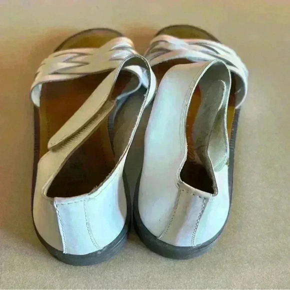 Romano Genuine Leather Sandal, size 7.5 Made in Brazil - Picture 2 of 6